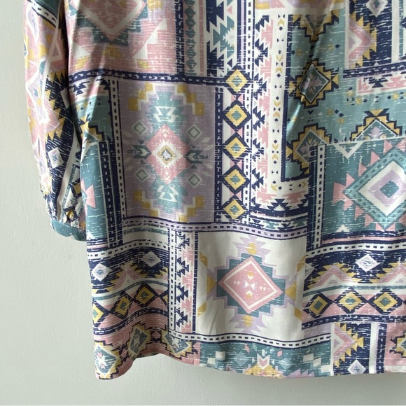 Canyon Retreat Shirt Size 2XL Blouse Aztec southwest tie front Relaxed Fit top - Picture 5 of 16